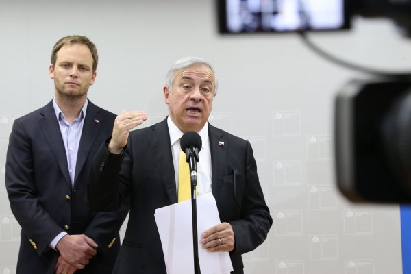 Mañalich anunció “reforma radical” a Fonasa: crea plan universal garantizado y amplía red de atención