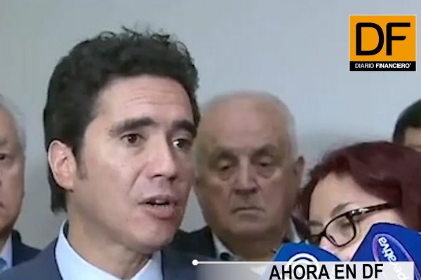 <p>Ahora en DF: Ministro Briones por alza histórica del dólar “es una señal de inquietud que estamos siguiendo atentamente”</p>