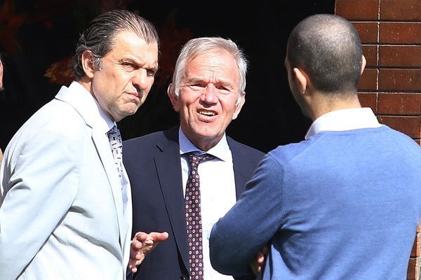 CMF sanciona a Ruiz-Tagle y Mosa por uso de información privilegiada en Blanco y Negro