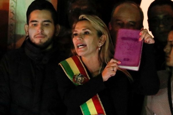 Estados Unidos reconoce a Áñez como presidenta interina de Bolivia