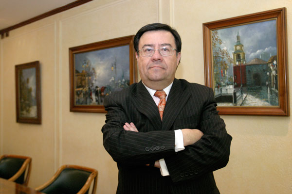Asesor de la DC ve como “un error” mantener el sistema tributario semi integrado