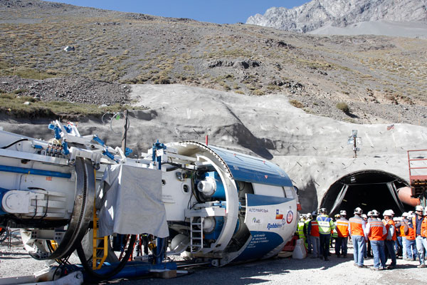 <p>AES Gener tiene más de US$ 5 mil millones de bonos en dólares vigentes.</p>