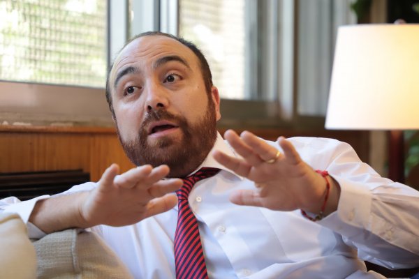 Fuad Chahín plantea emitir un bono de deuda para financiar pensiones