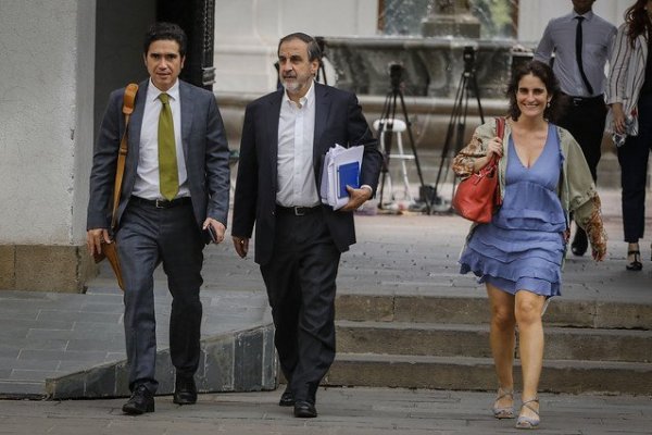 Piñera encabeza reuniones clave por pensiones en La Moneda