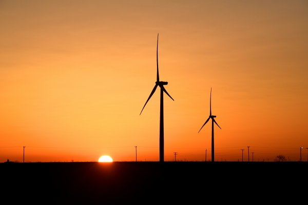 Sacyr se consolida en Chile con dos parques eólicos de 241 megavatios