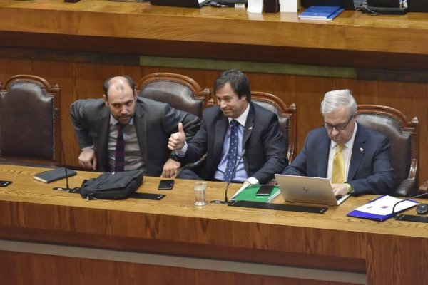Ministro Palacios hace un llamado a grandes empresas para que pago de facturas a PYME sea a 15 días