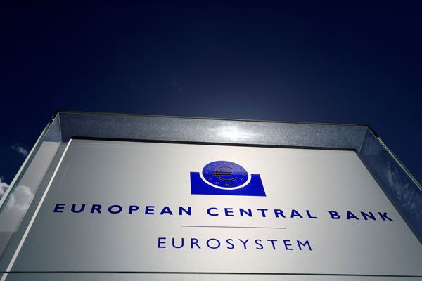 BCE alerta sobre el riesgo para los fondos de pensiones por tasas de interés negativas