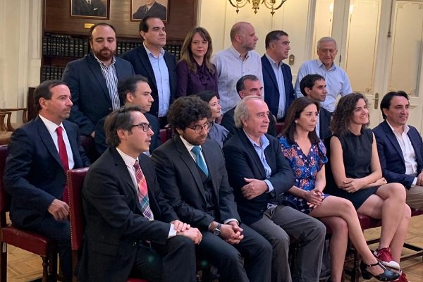 Comisión técnica para proceso constituyente plantea entregar texto de reformas el miércoles a los partidos