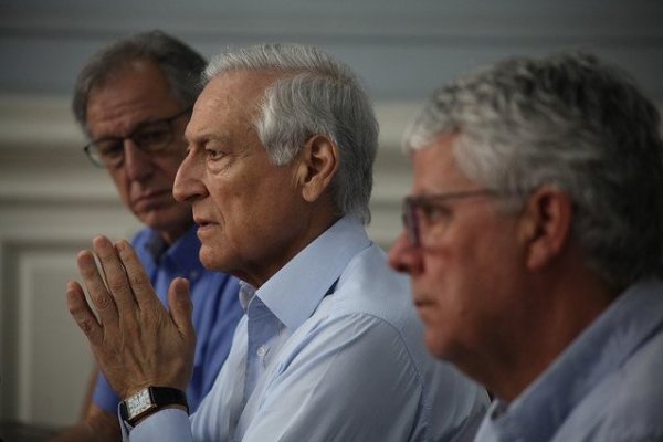PPD propone al Presidente medidas para un Pacto Social permanente