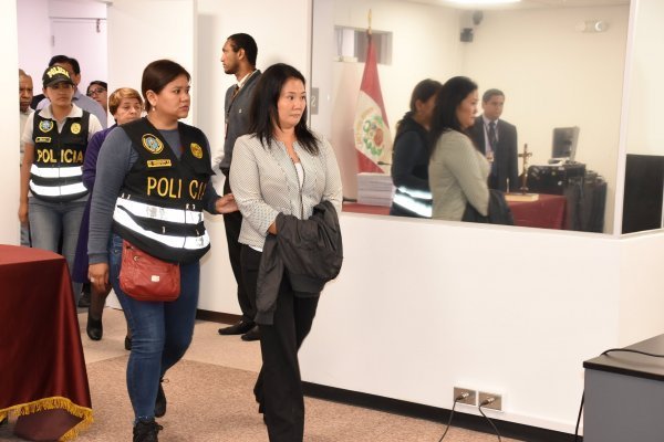 Tribunal Constitucional de Perú vota a favor de la liberación de Keiko Fujimori