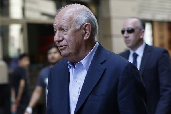 Expresidente Lagos propone elevar la deuda pública y devolver el IVA a los que ganan menos de $ 350 mil