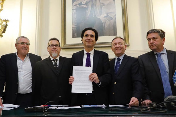 Hacienda afina indicaciones de reforma tributaria y las presentará la próxima semana