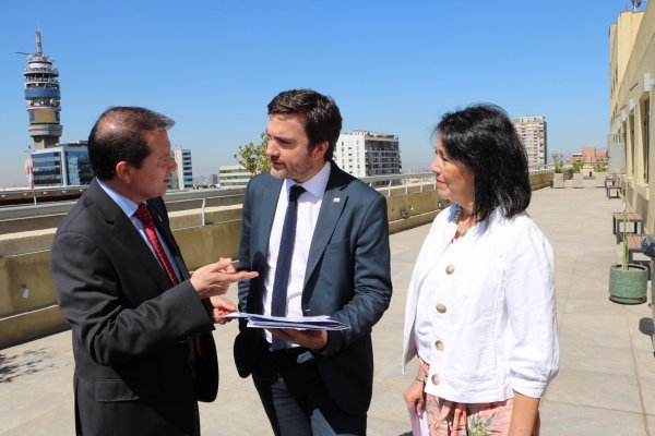 Aduanas y Tesorería reducirán en 16 días los trámites para la devolución de impuestos para importadores