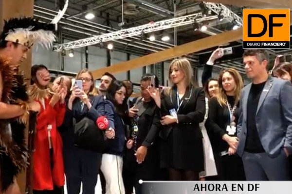 <p>Ahora en DF: Alejandro Sanz visita pabellón chileno en la COP25</p>