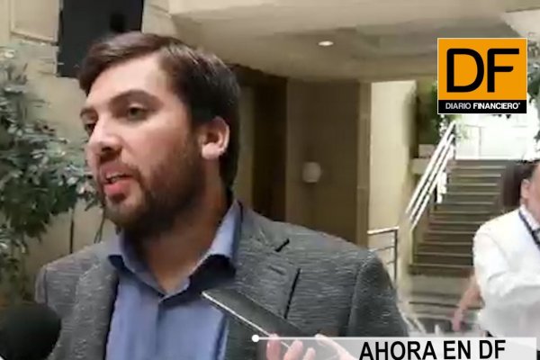 <p>Ahora en DF: Diputado Soto recuerda que expresidenta Bachelet ya promulgó Ley que establece 'cárcel por colusión´</p>