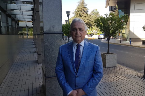 Alejandro Gil asumió la presidencia de la Clínica Las Condes