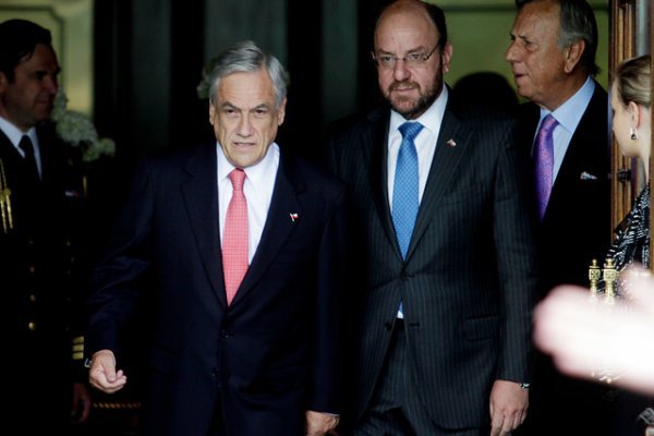 Reajuste sector público: autoridades quedarán excluidas del alza acordada