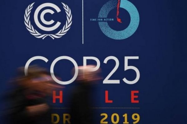 Con pocos avances, la cumbre del clima enfila la recta final e intensifica los esfuerzos para llegar a acuerdo