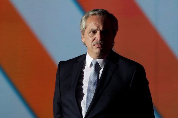 Argentina avanza en reformas y FMI espera detalles de plan económico para renegociar deuda