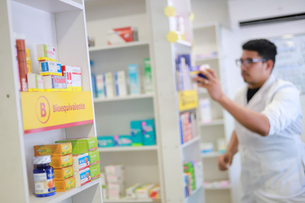 Contraloría aprobó normativa para la importación directa de todo tipo de medicamentos