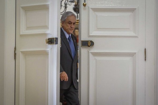 Piñera prepara "nueva hoja de ruta social" con anuncios enfocados en pensiones y salud