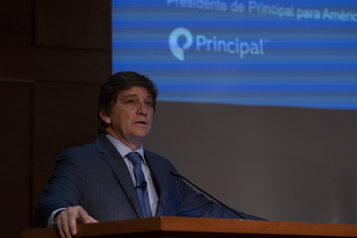 <p>El presidente para Latinoamérica de Principal, Roberto Walker.</p>