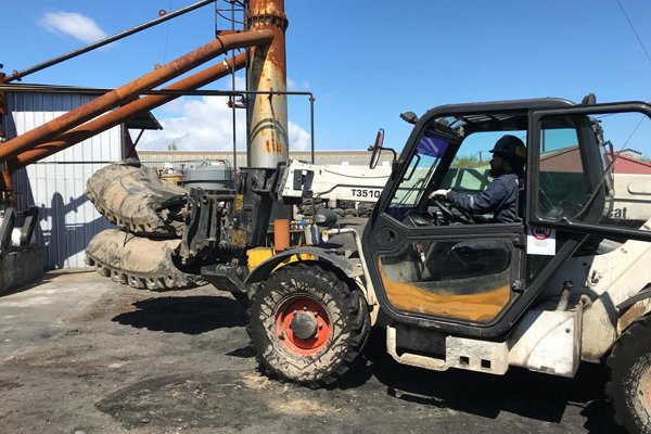 Anglo American inicia piloto en enero para reciclar neumáticos mineros