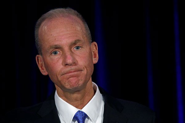 Director ejecutivo de Boeing presentó su renuncia por crisis del 737 Max