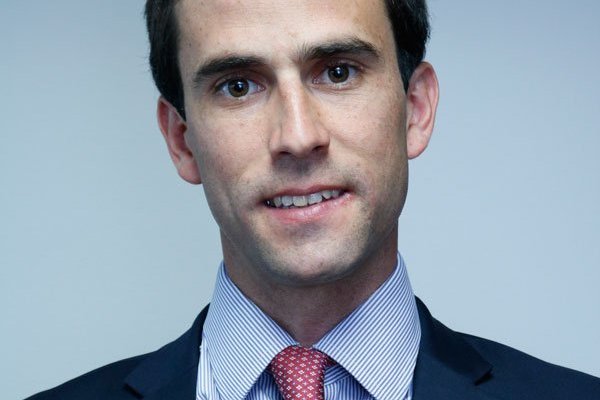 Estadounidense Compass Lexecon se instala en Chile de la mano de un exFNE