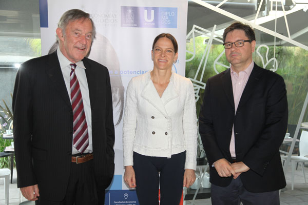 Presentan iniciativa para transformar las bases del sistema económico chileno