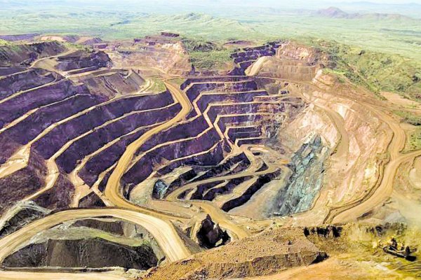 <p>El depósito, cerca de la frontera paquistaní con Irán y Afganistán, iba a convertirse en uno de los mayores yacimientos de cobre y oro del mundo. Foto: Rodolfo Jara</p>