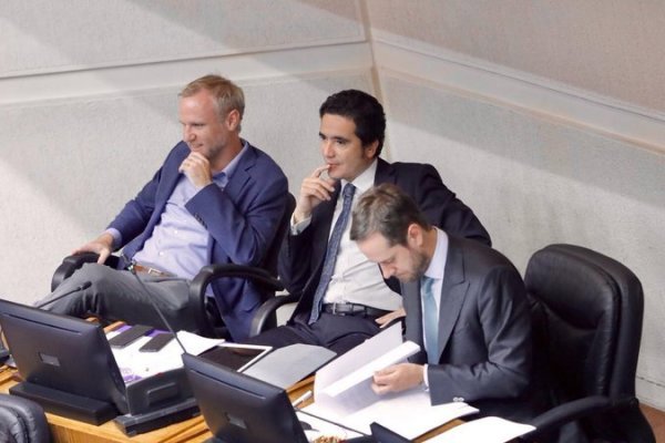 Reforma tributaria avanza en el Senado y queda a punto de despacharse a la Cámara