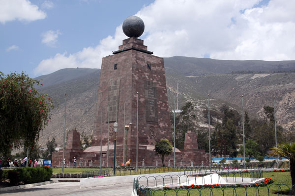 Mayor administradora de fondos de Ecuador viaja a Santiago en busca de inversionistas