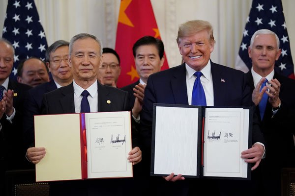 <p>Donald Trump y Liu He firman pausa de la disputa arancelaria. Foto: Reuters</p>