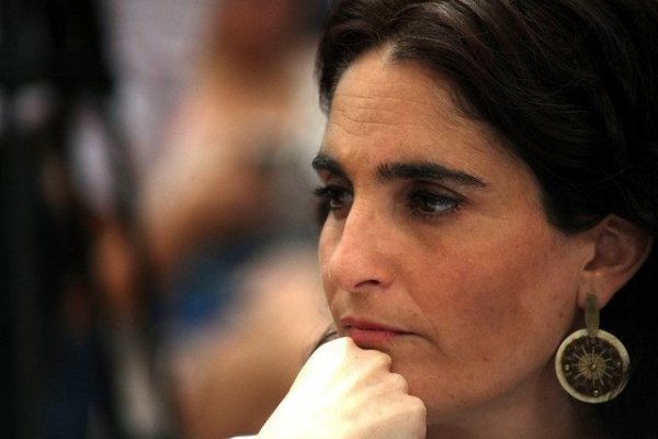 Ministra Zaldívar: "Si no se aumentaba el ahorro personal íbamos a estar sentando las bases para una nueva crisis en el corto plazo"