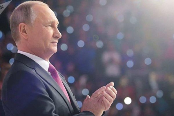 Vladimir Putin: imágenes muestran su estilo con 20 años en el poder (+INTERACTIVO)