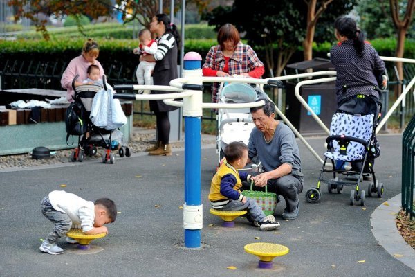 Tasa de natalidad en China se frena a mínimos de 70 años
