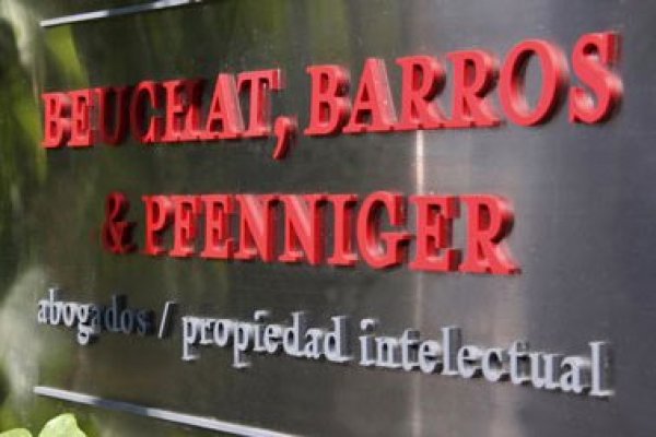 Abogados contra abogados: La desconocida disputa de tres conocidos estudios por la marca Barros