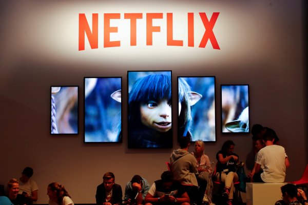 Netflix reporta sólidos resultados, pero decepciona en nuevos suscriptores domésticos