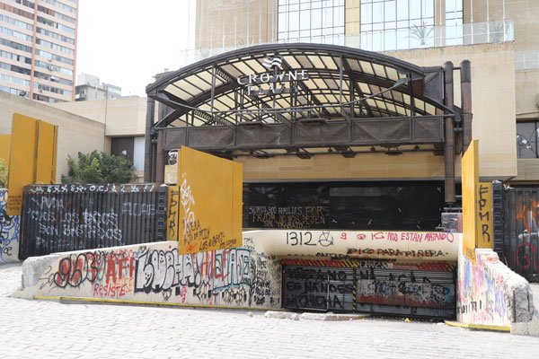 <p>Hotel Crowne Plaza cuantifica millonarios daños tras la crisis social</p>