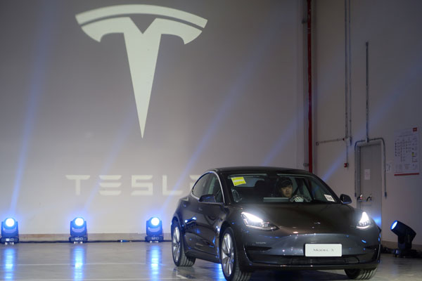 Acciones de Tesla se disparan por resultados récord