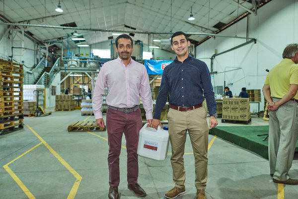 Emprendedor científico escalará desinfectante industrial eco amigable con Excell Chile