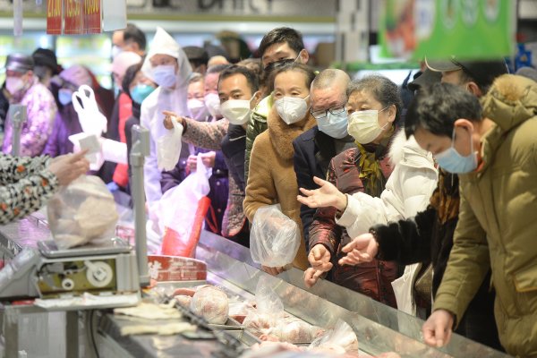 Inflación en China se dispara por coronavirus y alcanza su mayor nivel en nueve años
