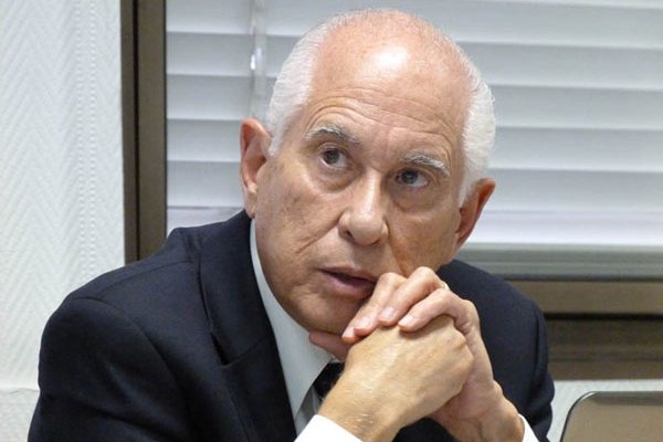 Exmiembro de comisión Bravo: “Las AFP han tenido jugosas utilidades y deberían asumir los nuevos costos” de la reforma