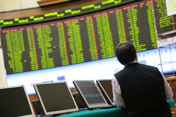 Bolsa chilena se suma al optimismo de los inversionistas por el desarrollo del coronavirus y abre al alza