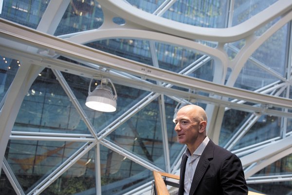 Bezos anuncia fondo de US$10.000 millones para combatir cambio climático