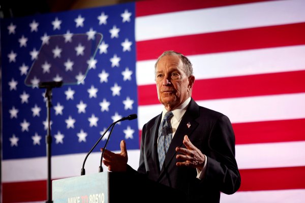 Bloomberg va con todo: venderá su icónica firma en caso de llegar a la Casa Blanca