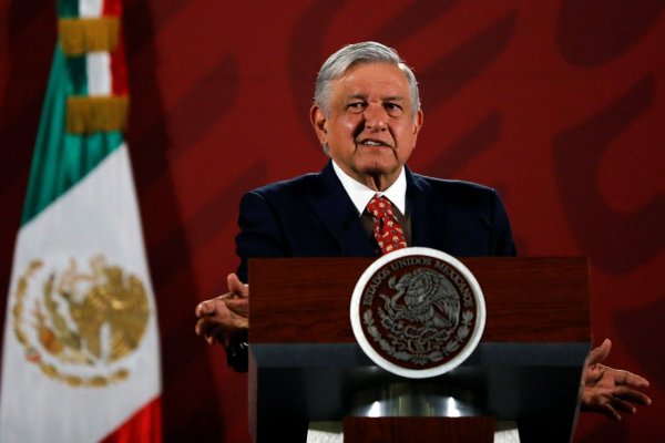 <p>Líderes empresariales mexicanos son presionados a donar dinero en cena benéfica del presidente</p>