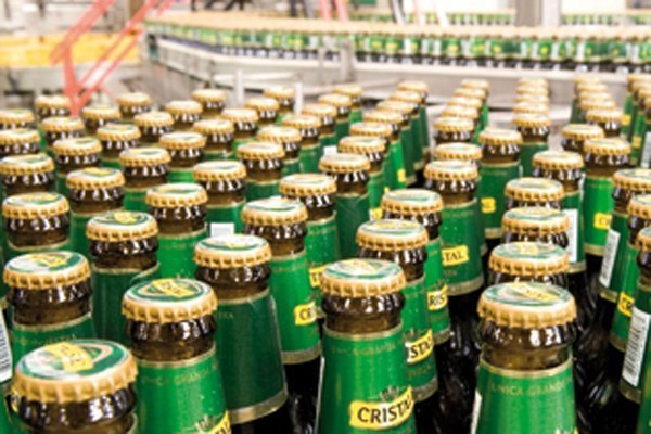 CCU sube ventas en Chile en medio de la crisis pero alerta que se “ha elevado la incertidumbre”