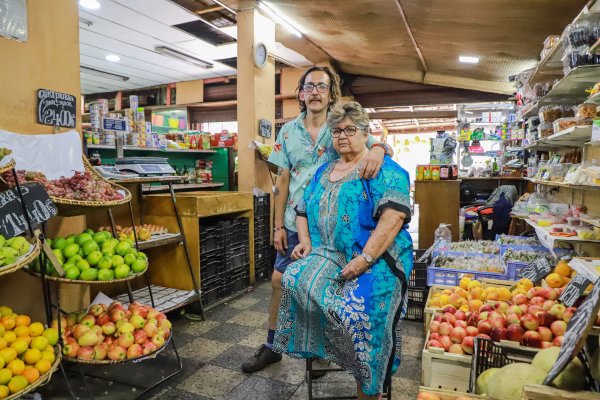 La revancha de los almacenes de barrio